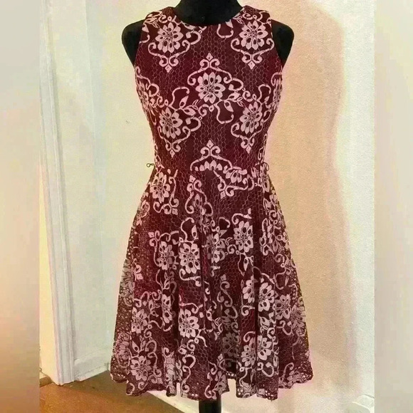 Gabby Skye Red & Pink Floral Dress - Picture 1 of 6
